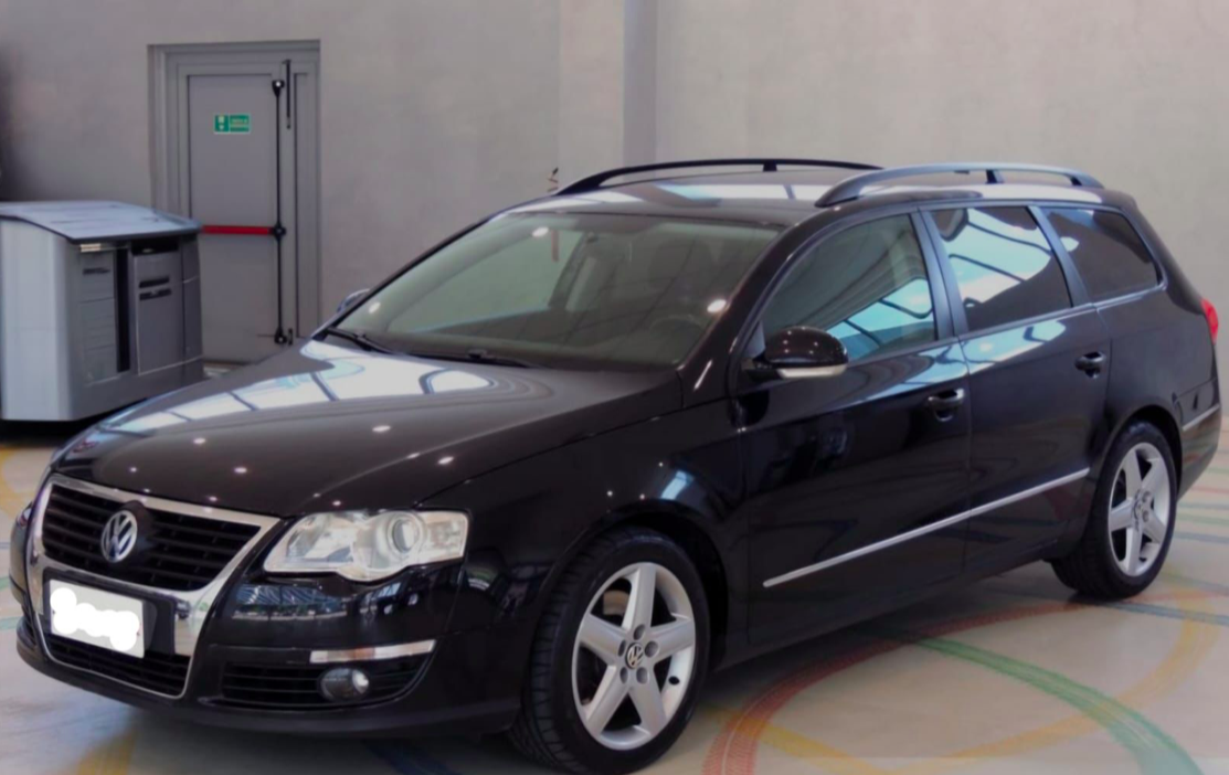 Volkswagen Passat SW Diesel Cambio Automatico - 5 Posti