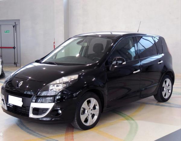 Renault Scenic Diesel Cambio Automatico - 5 posti